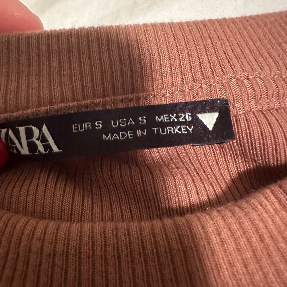 Zara Top - Picture 2 of 2